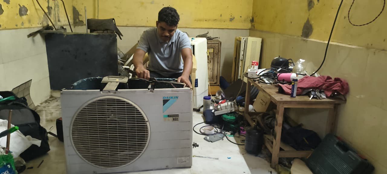 Daikin Inverter AC Outdoor Unit Repair